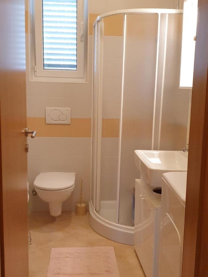 لوفغان Apartment Jf Rezine المظهر الخارجي الصورة